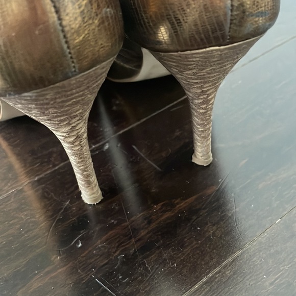 Nine west Bronze alligator print leather 4" pumps size 7.5 - Picture 9 of 11